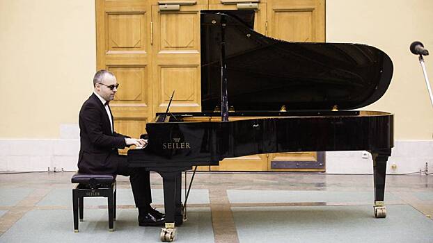 Собянин поздравил победителей премии Мэра Москвы имени Николая Островского