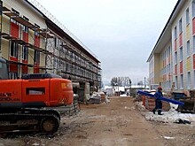 Александр Чурин проверил ход строительства жилья для переселенцев