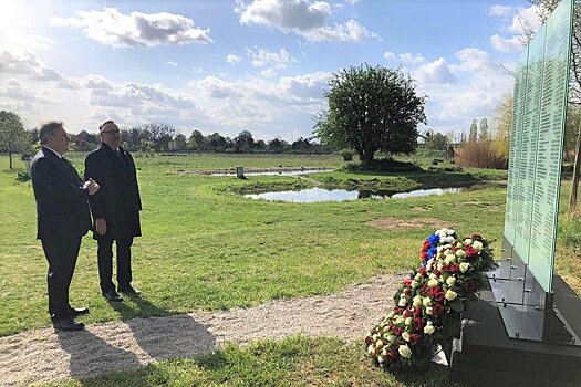 Имена 170 советских военнопленных увековечили на месте их гибели в Вене