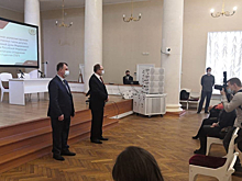 Депутат Вострецов обсудил с преподавателями СПБГУ оплату труда преподавателей
