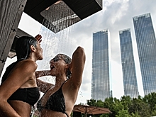 Врач Вахляев предупредил об опасности холодного душа