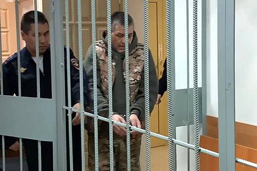 Стали известны новые подробности о взявшем в заложники женщину в Первоуральске