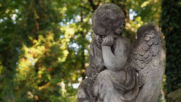 В РПЦ объяснили, можно ли заказывать молебен за самоубийцу