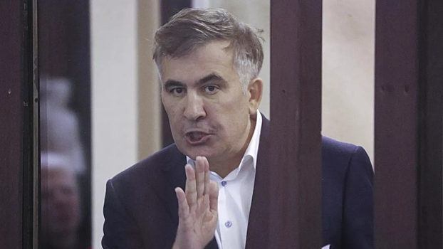 Спикер парламента Грузии обвинил Саакашвили в военном преступлении