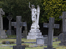 Мемориальные памятники возрастом до 300 лет отреставрируют в Донском монастыре