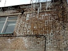 Рушащаяся крыша детского сада в Удмуртии и завершение разбора завалов в Кемерово: что произошло минувшей ночью