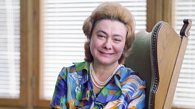 Три брака Галины Брежневой: почему жизнь дочери генсека закончилась в психушке