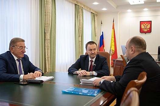 Спикер облдумы Юрий Матузов предложил усилить сотрудничество парламента и землячества "Воронежцы"