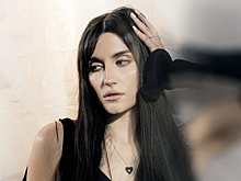 Mona спела о братстве и войне в песне «Воин и дракон»