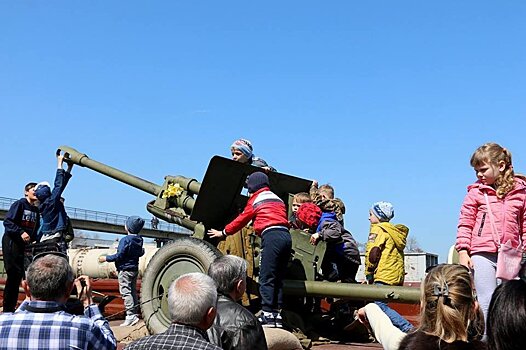 Дорогами Крыма: поезд Победы прибыл в Керчь