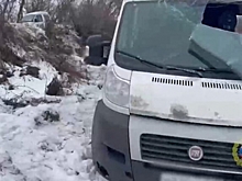 В Волгоградской области микроавтобус попал в аварию со смертельным исходом