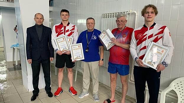 Четыре региональных рекорда установили пловцы на областном чемпионате в Вологде