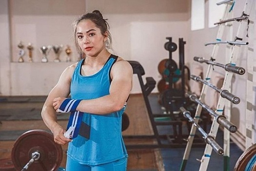 Омичка Ольга Тё стала победительницей Кубка России по тяжелой атлетике