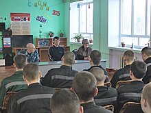 Знаменитые российские лыжники пообщались с воспитанниками ижевской колонии для несовершеннолетних