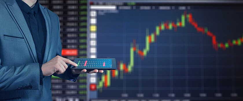 В кризис максимум прибыли дали вложения в золото и биткоин