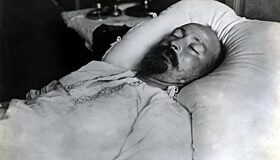 Смерть Дзержинского: что было не так с протоколом вскрытия «Железного Феликса»