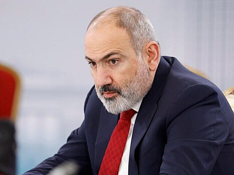 Эксперт назвал шантажом заявления Пашиняна о приостановке участия Армении в ОДКБ