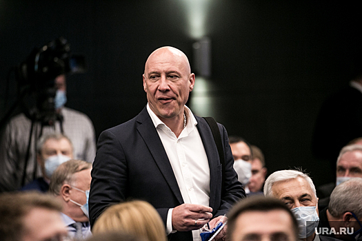 Свердловчанин прорвался на сцену, чтобы обнять певца Майданова