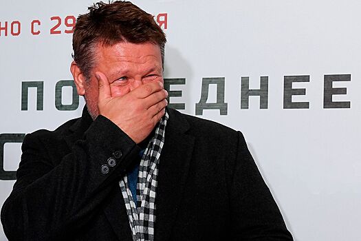 Возвращение Олега Тактарова в UFC, Фахретдинов — Михайлидис, Тактаров секундант