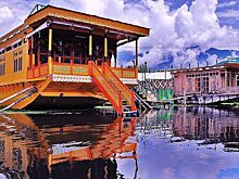 Жизнь на воде: оригинальные плавучие дома, которые поразят ваше воображение!