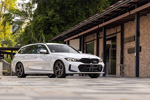 2023 BMW 3 серии Touring 330i M Sport Pro стоит в Сингапуре 276 000 долларов