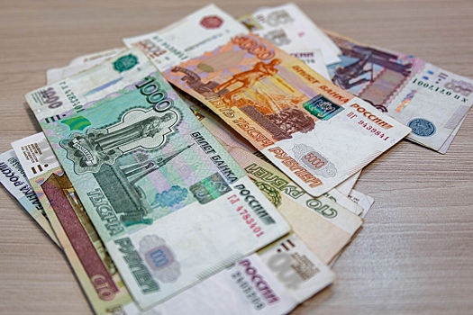 По 10 000 рублей на карту: россияне получат новое пособие от ПФР