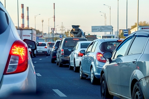 Средняя цена дизельных автомобилей в Челябинской области снизилась до 2,2 млн рублей