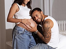 Беременная звезда «Дома-2» Ирина Пинчук показала семейную фотосессию: трогательные кадры