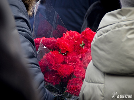 В Оренбурге простились с погибшим на Украине Рафаэлем Ахметовым