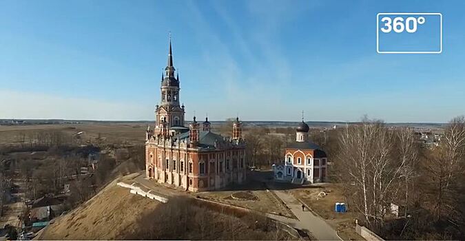 "Русская готика" Ново - Никольского собора