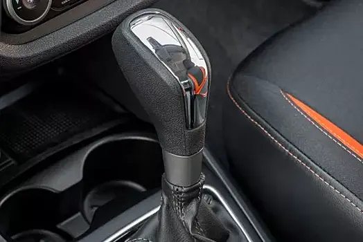 Почему АвтоВАЗ не смог оперативно установить новый "автомат" на Vesta