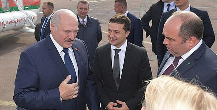 Лукашенко испугался за «молодого и неопытного» Зеленского