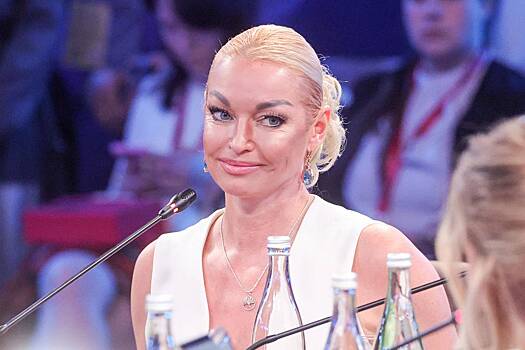 Волочкова назвала подтанцовку Булановой дичью и трешем