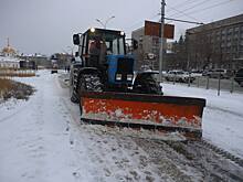 С улиц Новосибирска вывезли 16 тысяч кубометров снега за сутки
