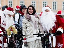 В Петербурге пройдет велопарад Дедов Морозов и Снегурочек