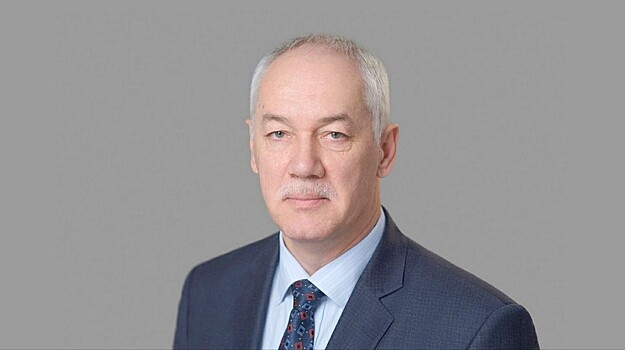 Председатель Думы Владивостока Андрей Брик поздравляет с Новым 2026 годом и Рождеством Христовым