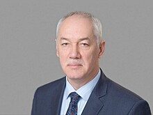 Председатель Думы Владивостока Андрей Брик поздравляет с Новым 2026 годом и Рождеством Христовым