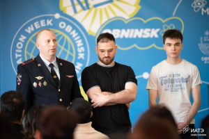 В Калужской области в рамках правового информирования сотрудники полиции провели встречу с иностранными студентами