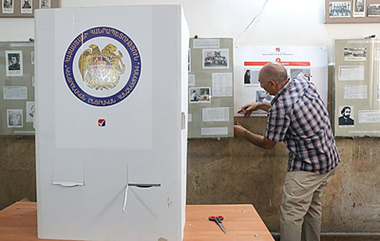 Избирательные участки в Армении готовы к парламентским выборам