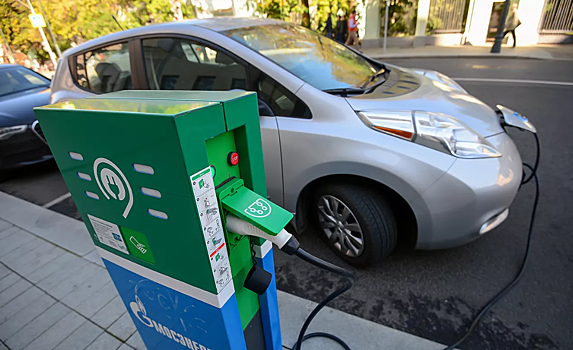 В России предложили ввести потолок цен на зарядку электромобилей