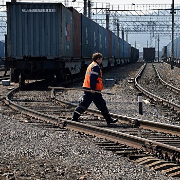 Глава «Укрзализныци»: Транзитные перевозки между РФ и Украиной упали в 5 раз