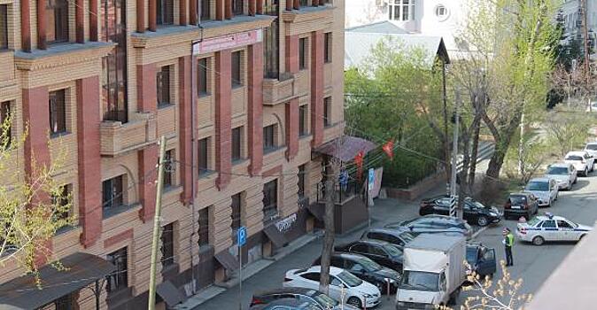Водители в центре Челябинска попали на большие штрафы