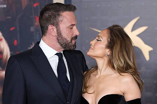 Дженнифер Лопес подала заявление на смену фамилии из-за развода с Беном Аффлеком