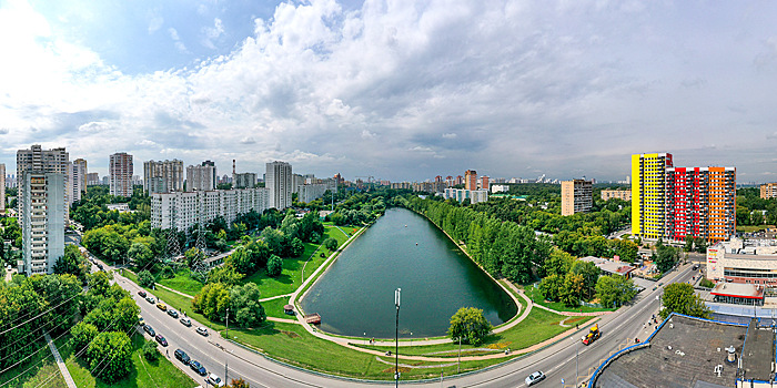 Собянин рассказал о реализации программы «Мой район» на западе Москвы