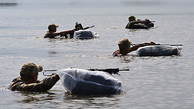 Украина заявила о перебрасывании войск к Азовскому морю