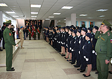 Во Всемирный день авиации и космонавтики в Липецком авиацентре около 100 школьников приняли клятву юнармейца