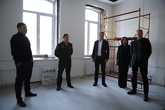 Мэр Руслан Болотов: В здании военного госпиталя Иркутска, построенном более века назад, продолжается ремонт оперблока