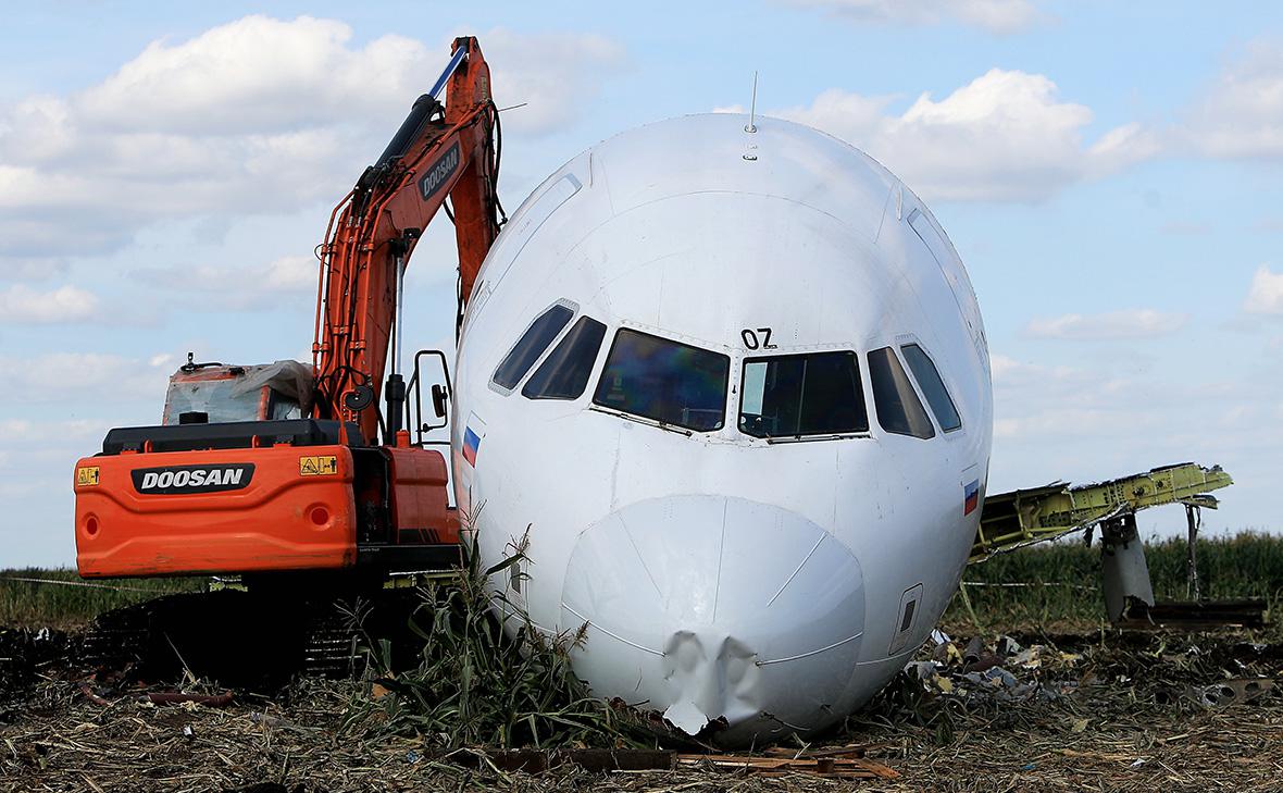 Опубликован отчет о жесткой посадке Airbus в кукурузном поле в Подмосковье