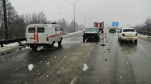 В Городищенском районе на мосту столкнулись Ford и Kia