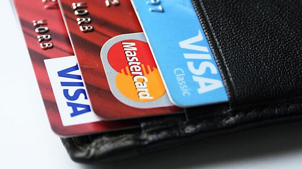Как уход Visa и Mastercard повлиял на количество переводов в России